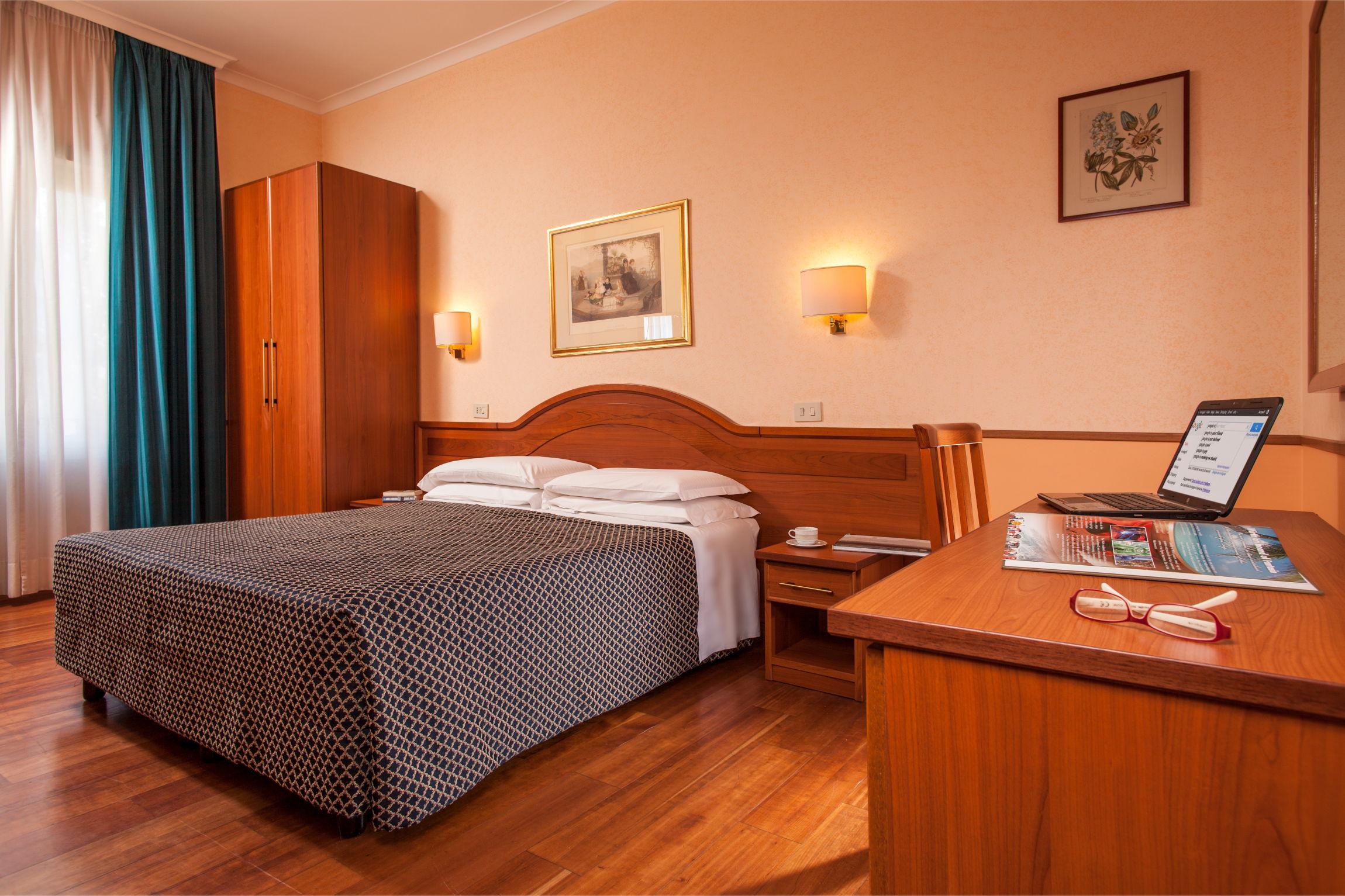 Hotel Piemonte Roma Esterno foto