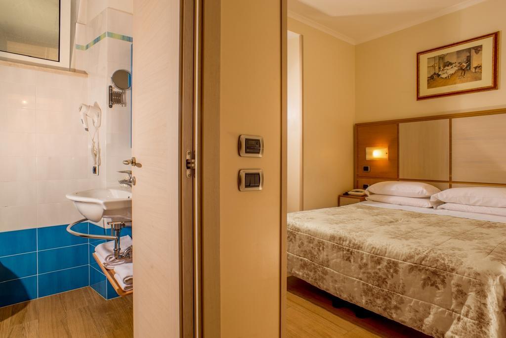 Hotel Piemonte Roma Esterno foto