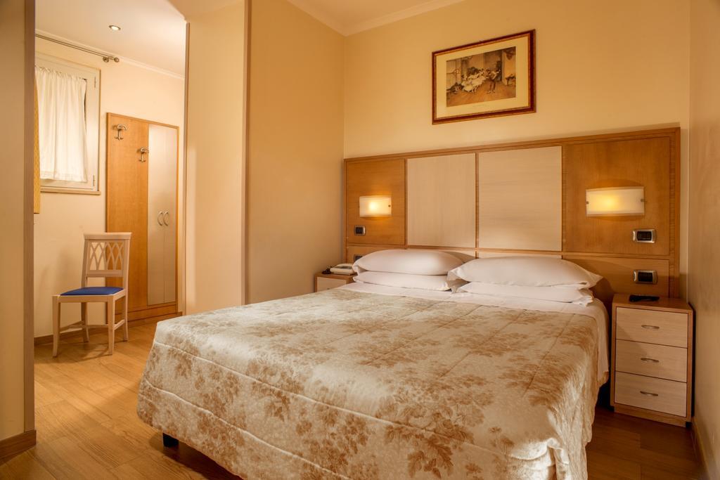 Hotel Piemonte Roma Esterno foto