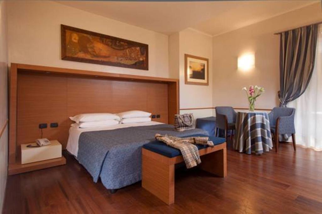 Hotel Piemonte Roma Esterno foto